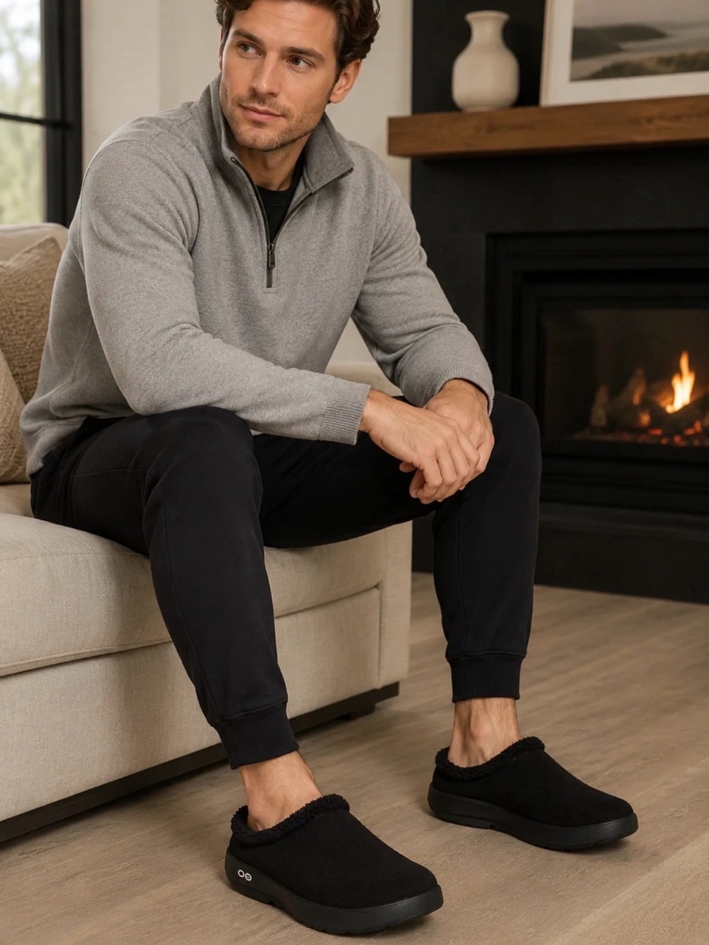 OOFOS Men's Black Slip-On Clog Loafers